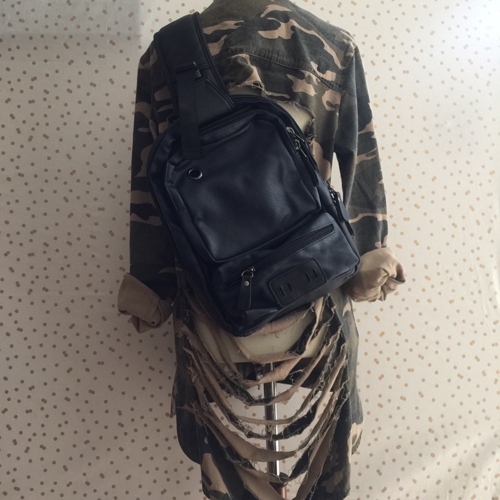 Navy Faux Leather One-Strap Travel Bag